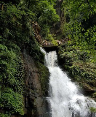 祈禱九寨溝縣災(zāi)區(qū)同胞早日度過災(zāi)難!—深圳健宏防水插頭