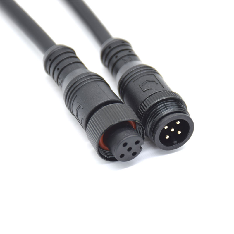 連接器的應(yīng)用領(lǐng)域在逐漸擴(kuò)展