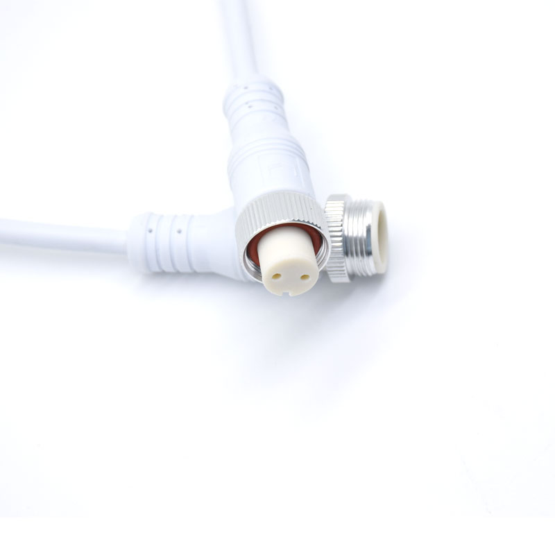 防水連接器可以得到快速的發(fā)展