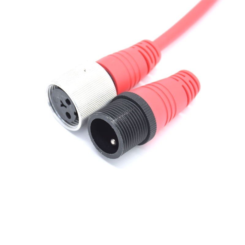 新能源汽車選用防水插頭具備哪些條件？