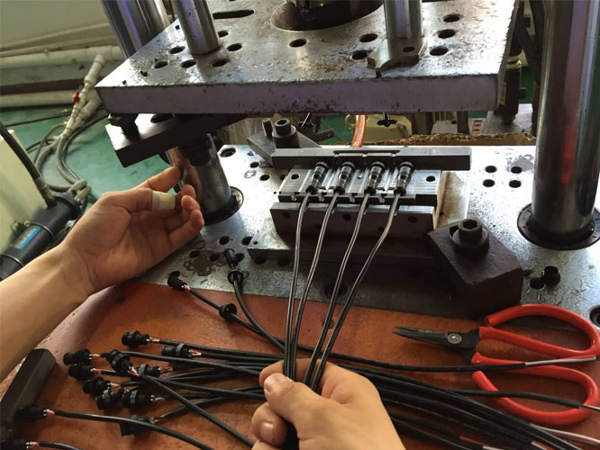 防水插頭產(chǎn)品生產(chǎn) 防水插頭產(chǎn)品生產(chǎn)