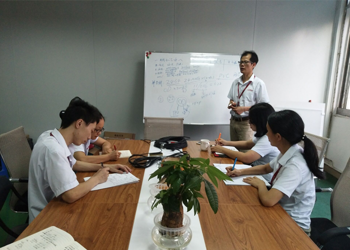 深圳防水插頭廠家生產(chǎn)培訓(xùn) 深圳防水插頭廠家生產(chǎn)培訓(xùn)