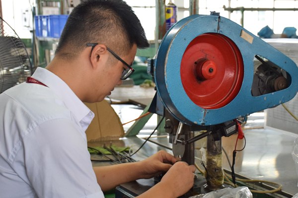 健宏車間工作照 健宏車間工作照